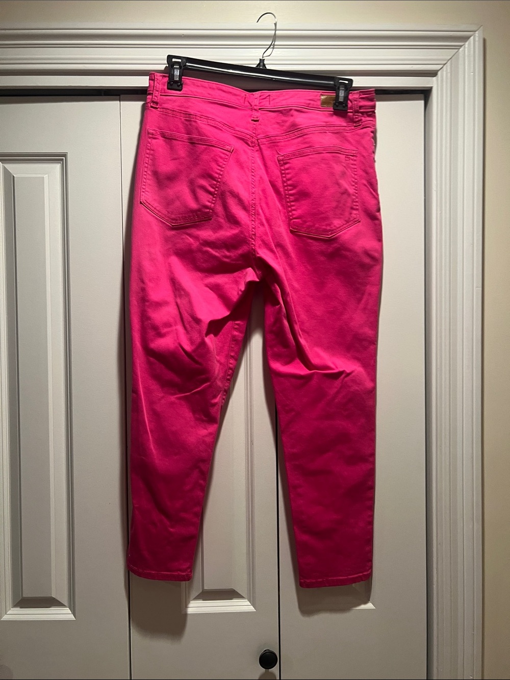 crown & ivy Hot Pink Ankle Jeans - Picture 2 of 3